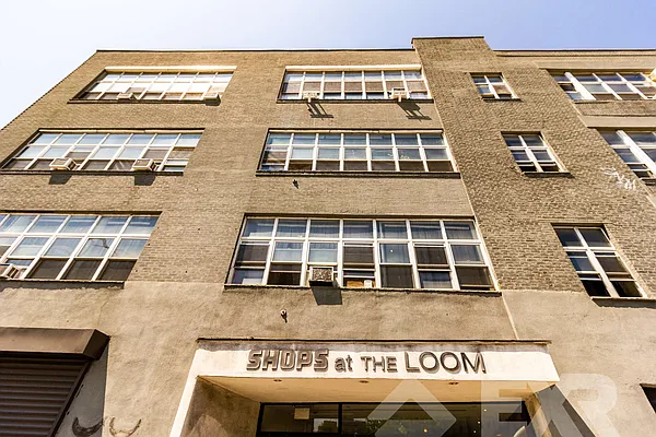 Rented by EXR | media 54