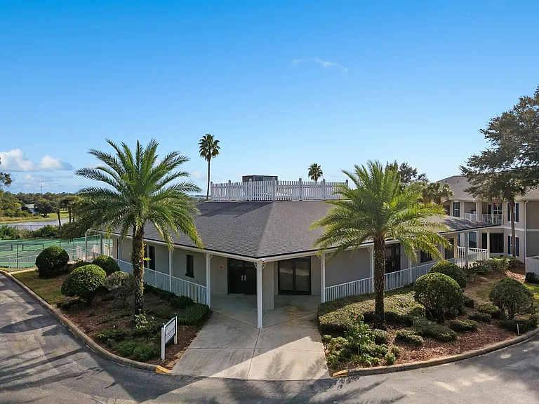 2465 Saint Augustine Blvd — Photo 29