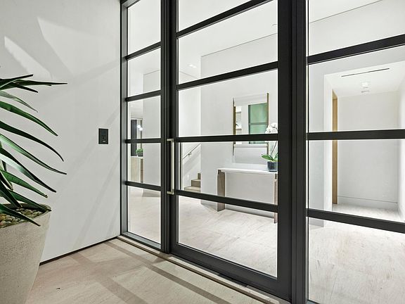 4th image of 2108 E Oceanfront