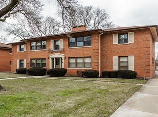10630 W Cermak Rd APT 2E, Westchester, IL 60154