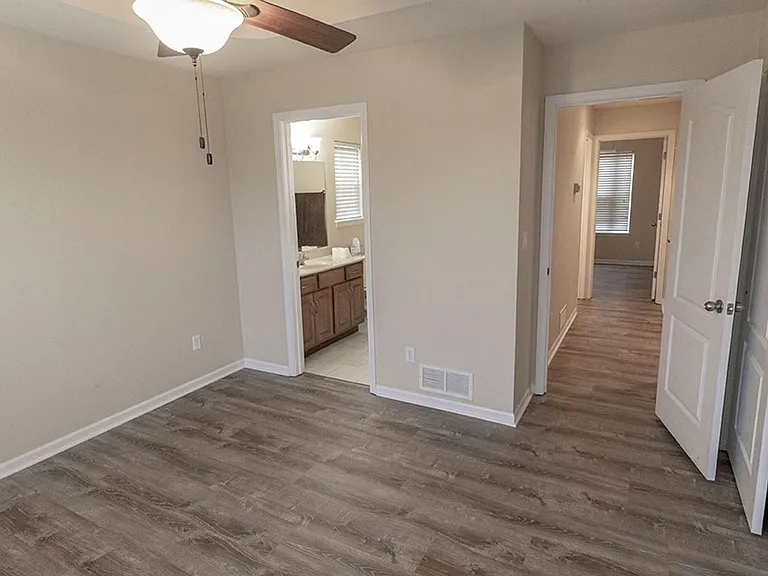4203 Spring Cress Dr — Photo 15
