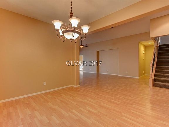 4th image of 3837 Bracebridge Falls Ave