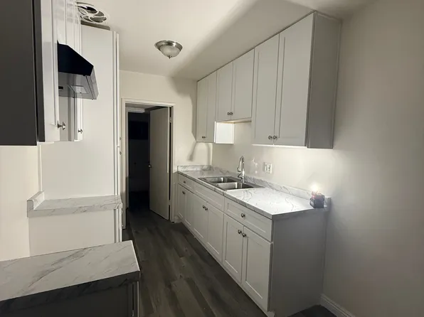 111-115 N East St, Anaheim, CA