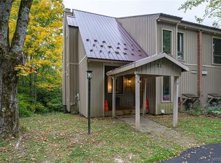 31 Ridgeview Ln, Glenwood, NY 14069