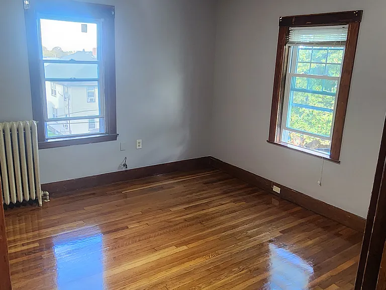 160 Wilmington Ave #2 — Photo 9