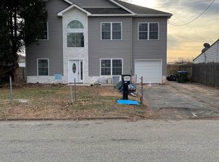 26 Rosewood Rd, Edison, NJ 08817