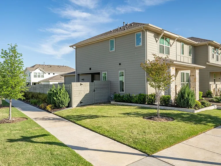 1346 Roundup Way — Photo 7