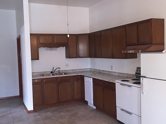 2nd image of 3803 W Lake Rd #1