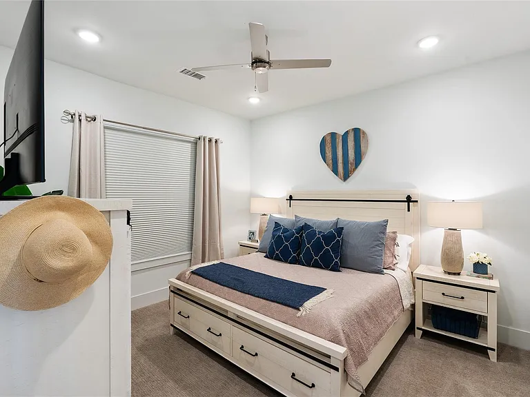 199 Waterpoint Ct #208 — Photo 9