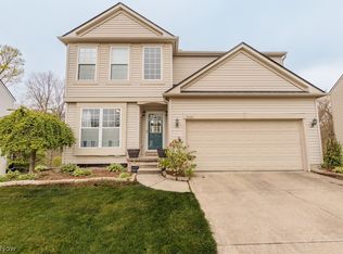 2359 Becket Cir, Stow, OH 44224