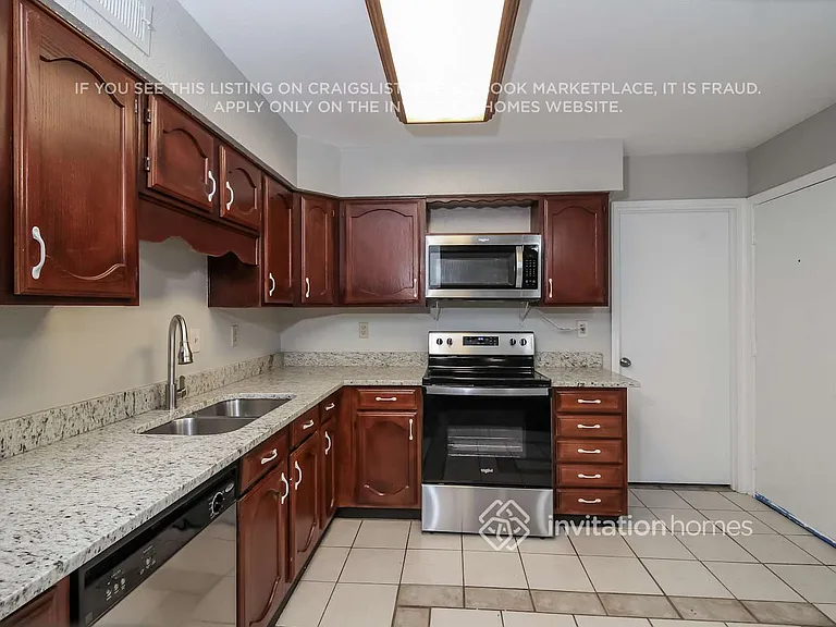 1325 Clearview Dr — Photo 5