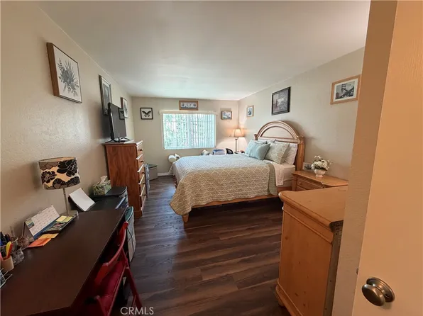 2599 Walnut Ave Unit 205, Signal Hill, CA 90755