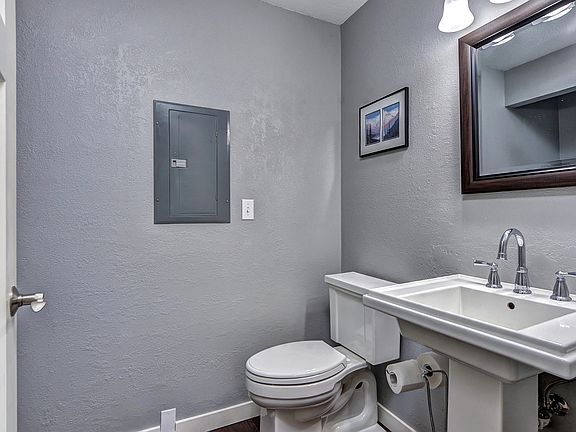 3rd image of 805 142nd Pl SE #6