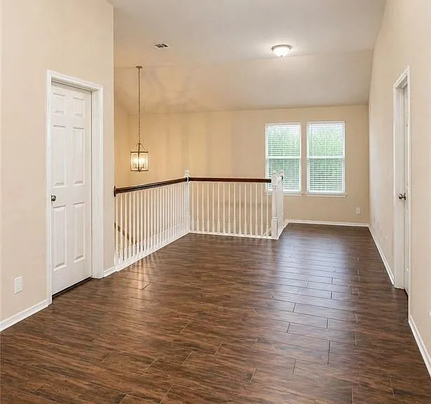 3411 San Angelo St — Photo 10