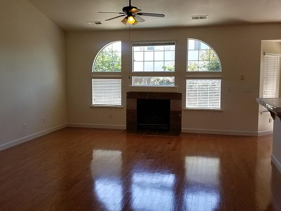 3rd image of 2871 E Brandywine Ln