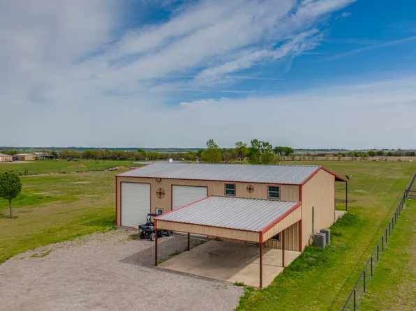 690 N Armstrong Rd, Venus, TX 76084