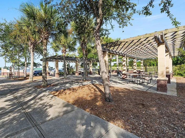 833 Santa Rosa Blvd #ID1502063P — Photo 31