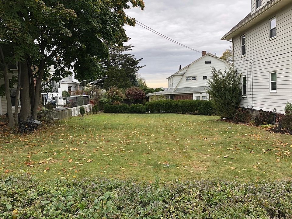 2nd image of 132 Highland Ave