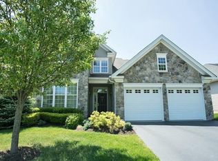 12 Andover Dr #12, Kendall Park, NJ 08824