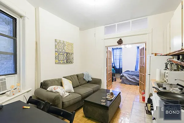 Rented by Bond New York | media 10