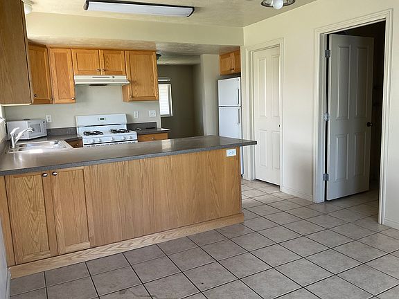 5th image of 573 Raven Way APT D