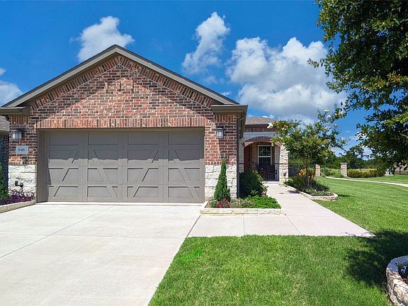 2nd image of 945 Hidden Eddy Dr