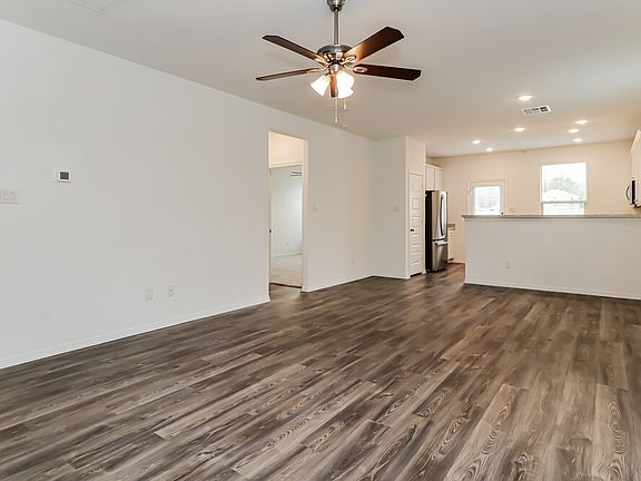 4th image of 16750 Rover Ln