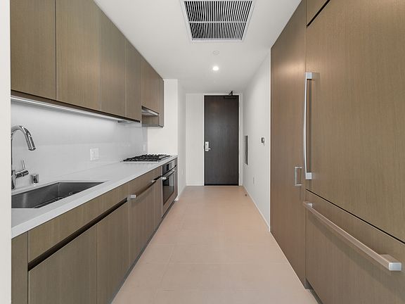 5th image of 889 Francisco St Unit 3305