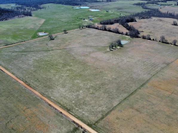 950 NE 90th Road #A, Lamar, MO 64759