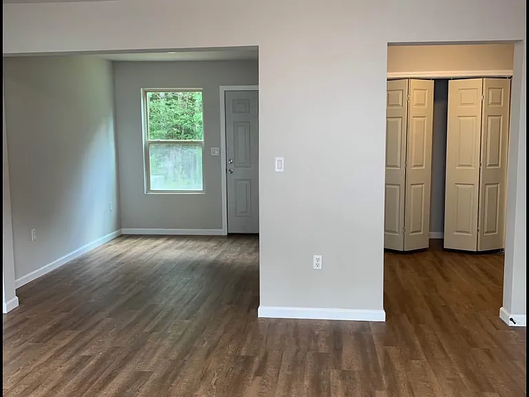 90 Crabapple Rd — Photo 5