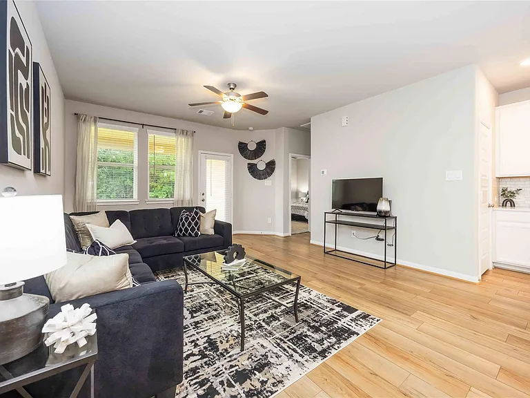 7047 Silverleaf Oak St — Photo 11