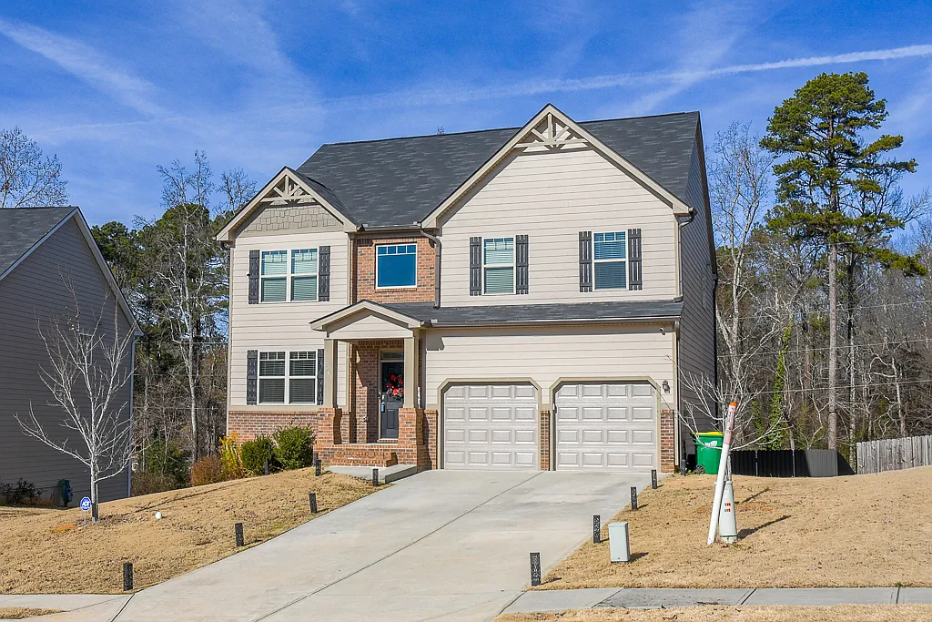 Building Photo - 2061 Massey Ln