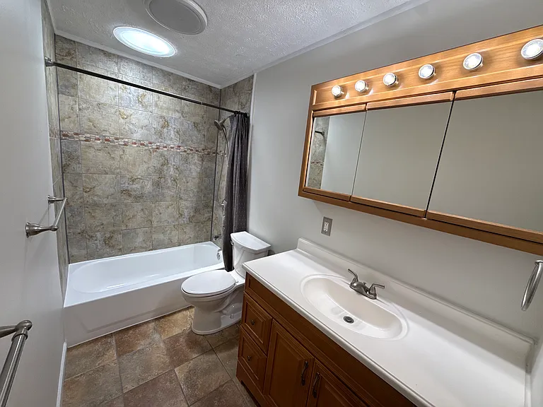 4367 Circle Dr — Photo 24