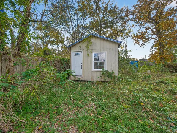 5002 Firnat St, Houston, TX 77016