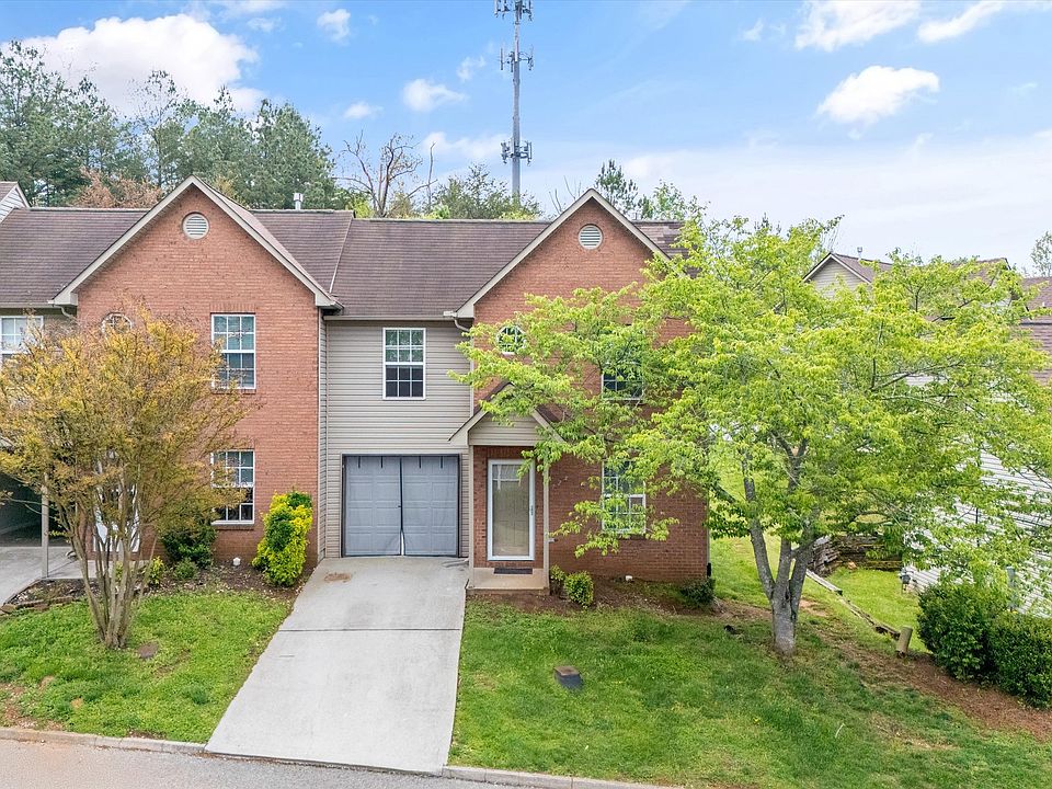1st image of 926 Glendower Way
