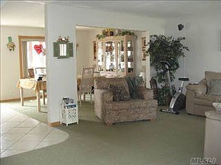 1st image of 3 Salem Ln