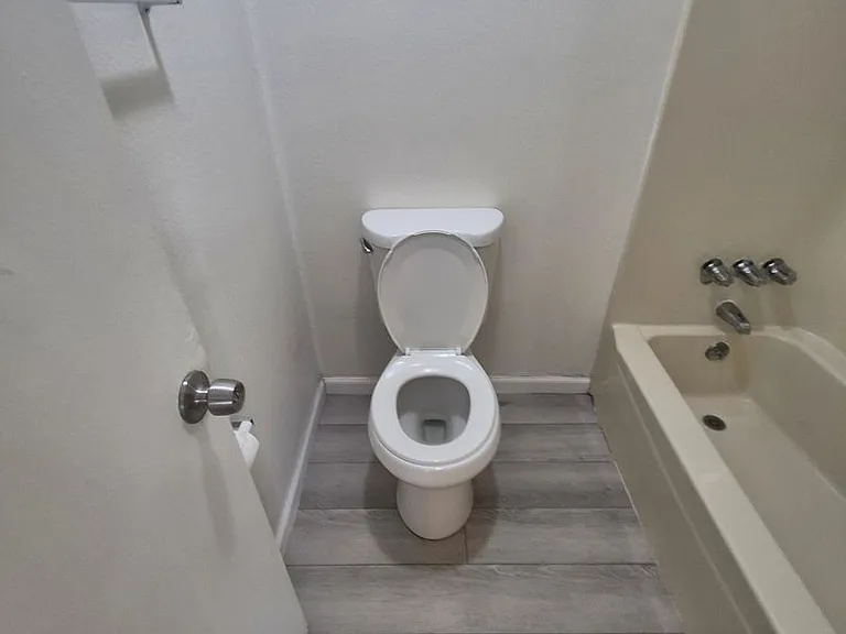 1130 W. San Bernardino Rd — Photo 40