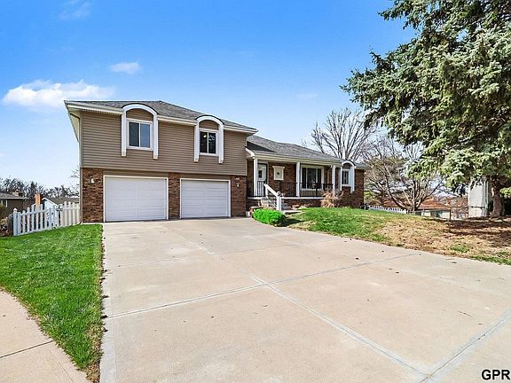 4th image of 14741 Castelar Cir