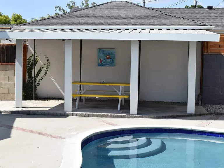 6838 Bertrand Ave — Photo 2