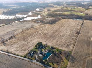 18507 Fogel Rd, Churubusco, IN 46723