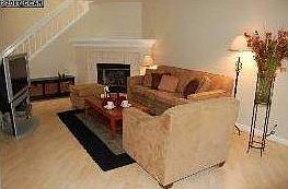 3rd image of 7424 Oxford Cir