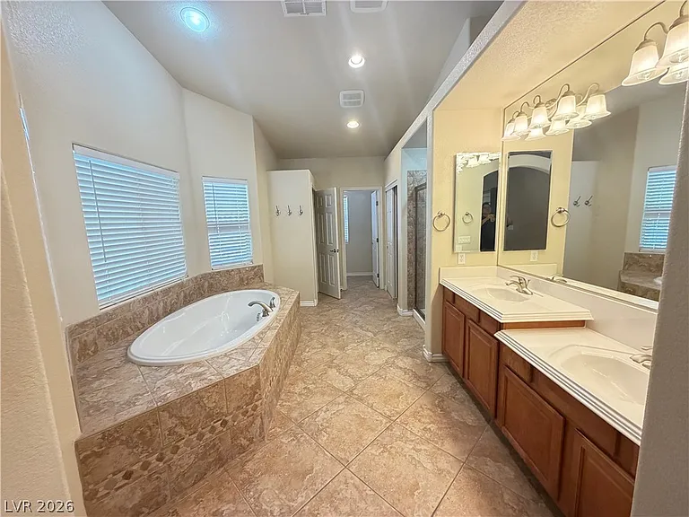 1033 Puerta Del Sol Dr — Photo 20