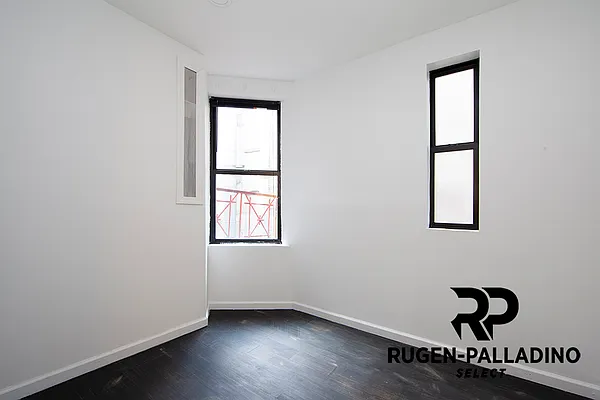 Rented by R New York | media 2