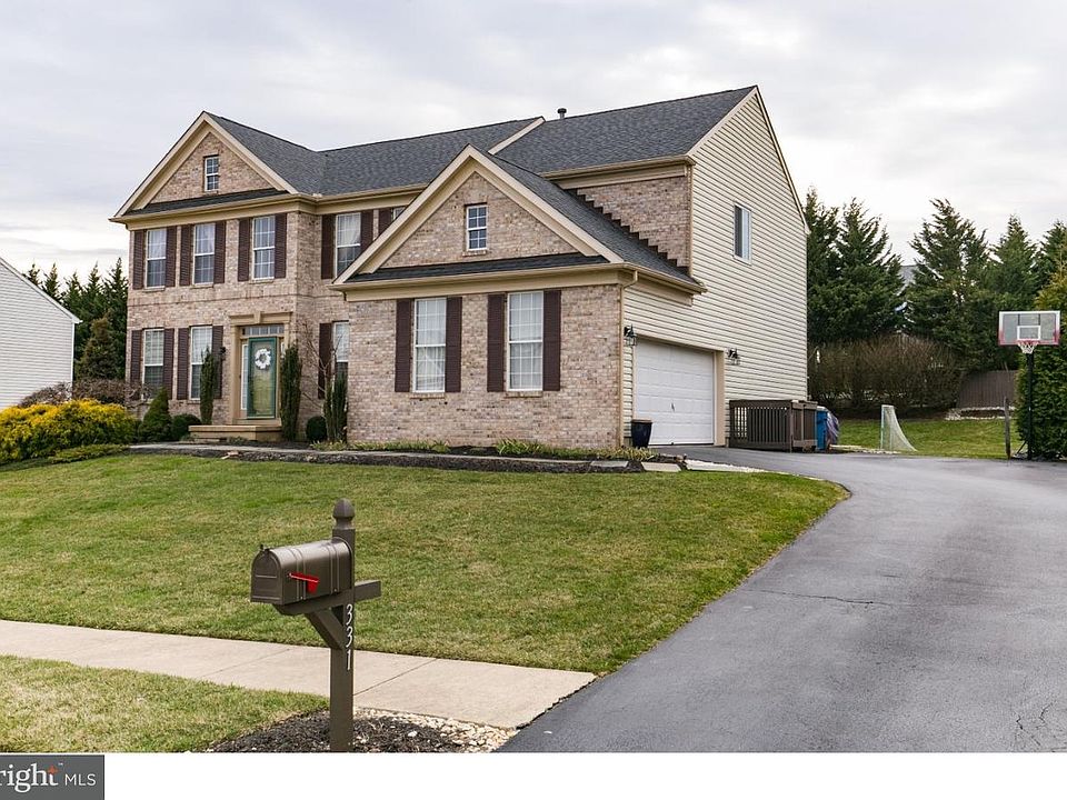 1st image of 331 Mourning Dove Dr