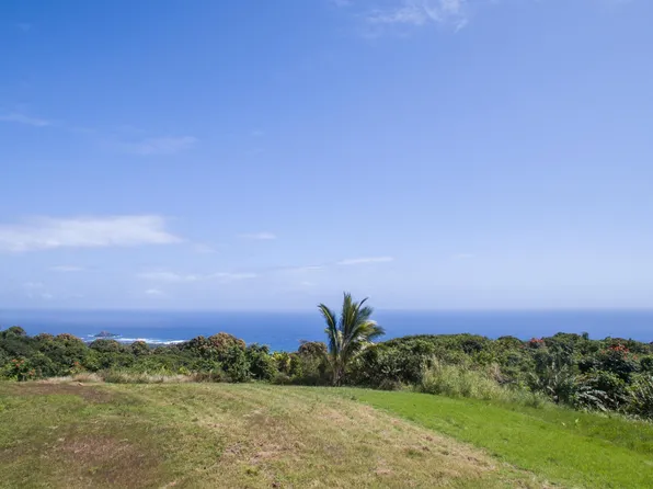 110 Waihoi Rd, Hana, HI 96713