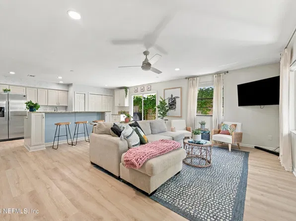 714 14TH Avenue S, Jacksonville Beach, FL 32250