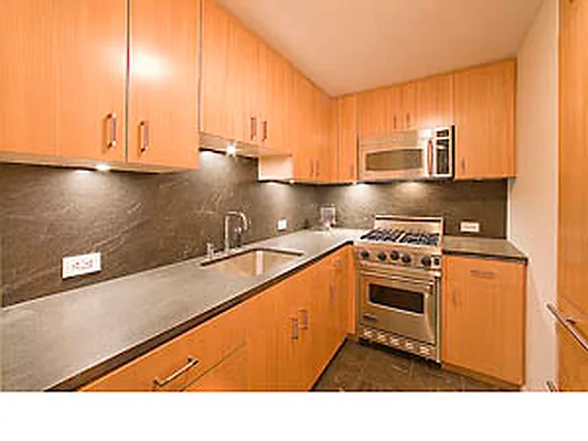 Rented by Corcoran | media 21