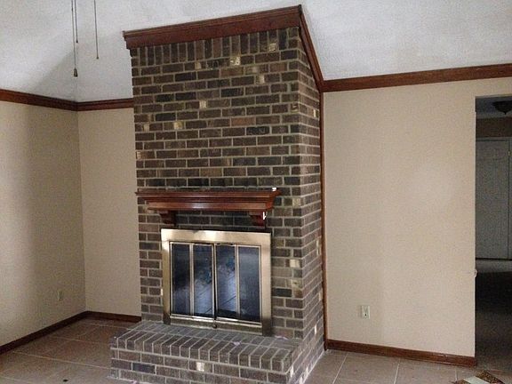 5th image of 4750 Stoney Hill Dr