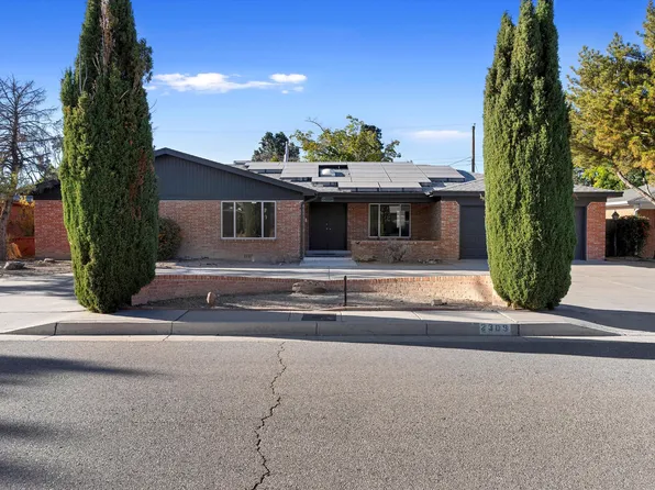 2309 Ada Pl NE, Albuquerque, NM 87106