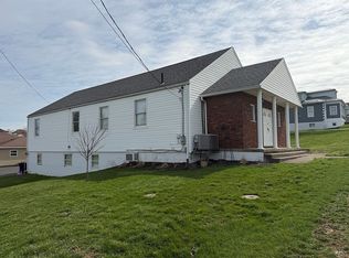 729 Lewis St, Brownsville, PA